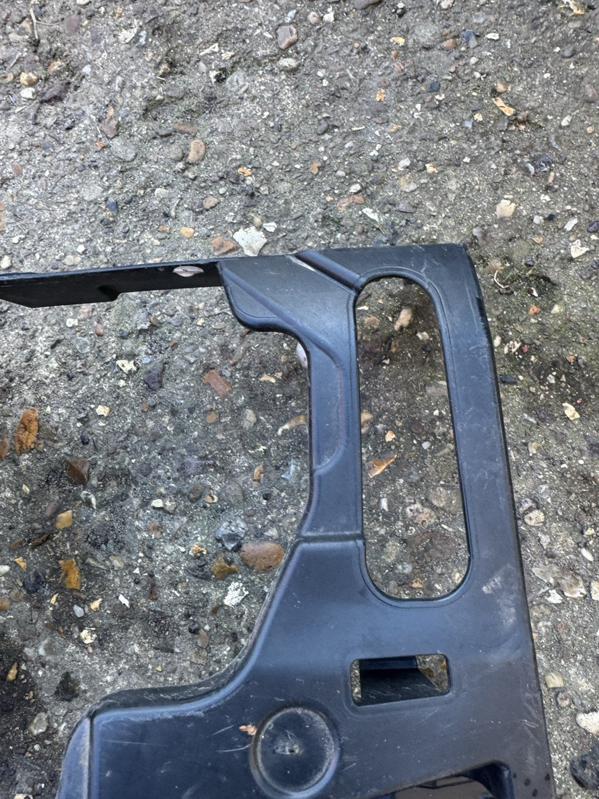 VOLKSWAGEN GOLF MK7 BUMPER MOUNT BRACKET FRONT RIGHT DRIVER SIDE 5G0807724F 2018