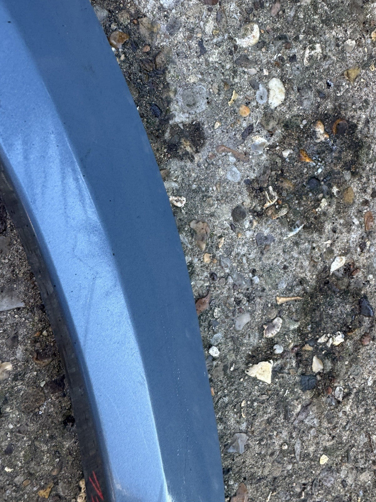 VOLVO XC90 T6 2015- REAR LEFT PASSENGER SIDE WHEEL ARCH MOULDING 31378162