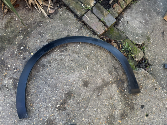 DS 3 DS3 EV MK2 2017on Front Left Wheel Arch Fender Moulding Trim 9820802680