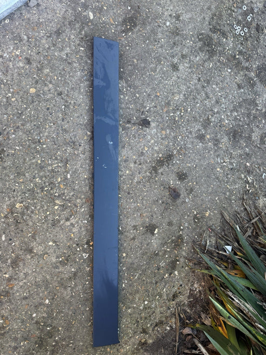 Range Rover Vogue L405 Front Door Panel Cladding Right Side 2013 – 2018 [x52]