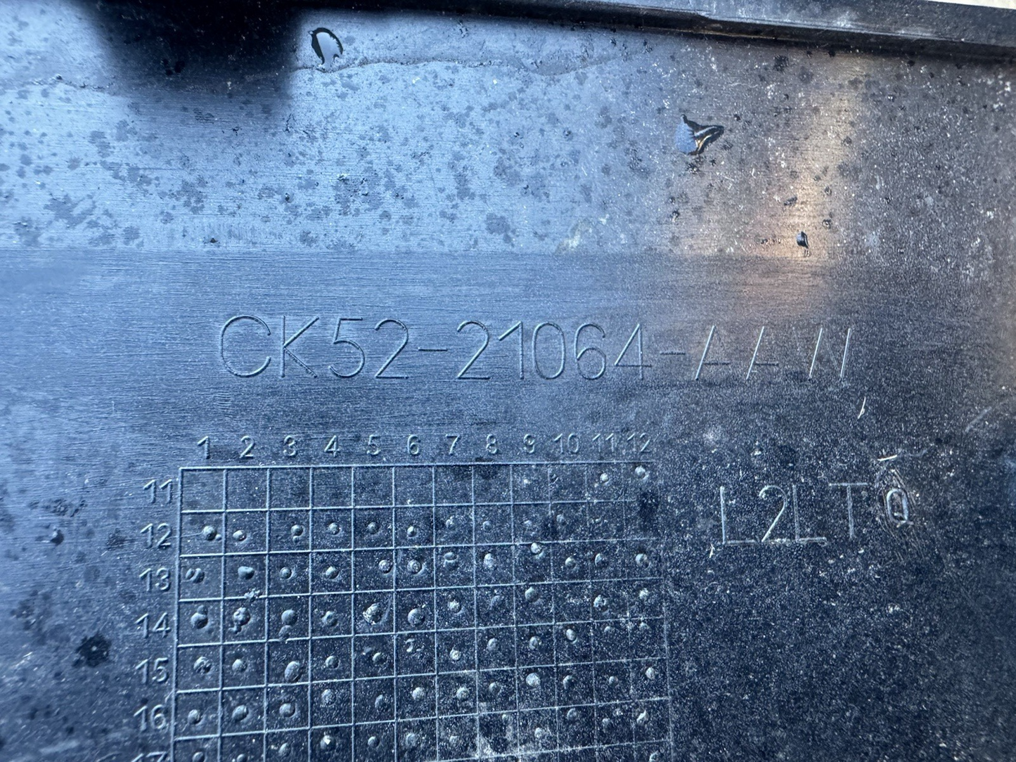 Range Rover Vogue L405 Front Door Panel Cladding Right Side 2013 – 2018 [x52]