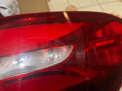MERCEDES GLC X253 SUV 2016-2019 RIGHT SIDE REAR TAIL LIGHT SCRATCHED AND CHIPPED
