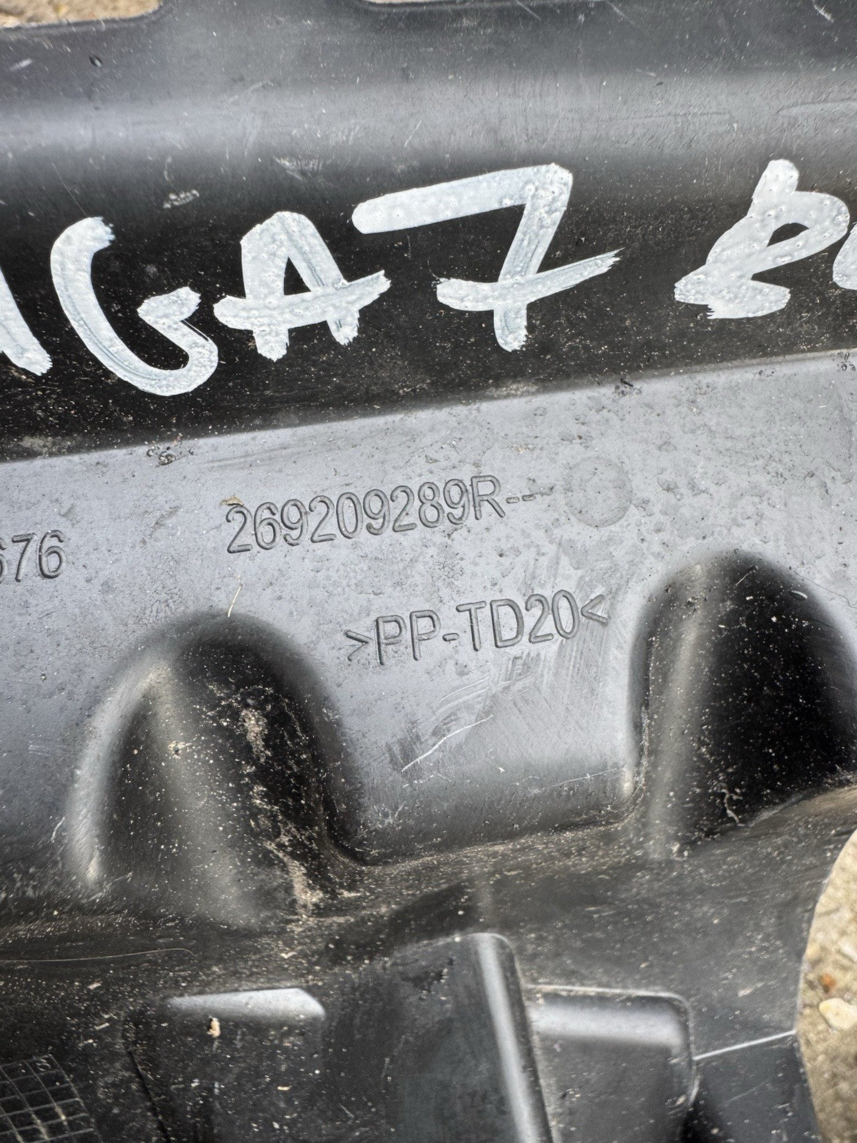 RENAULT CLIO IV Right Front Side Air Duct 269209289R