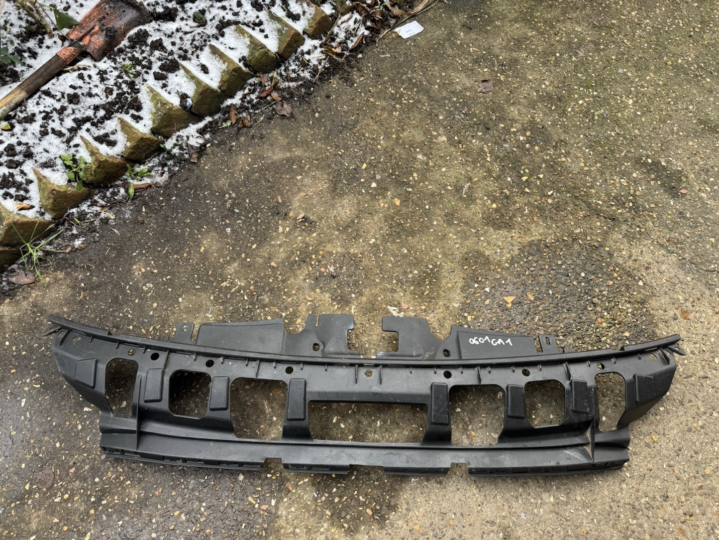 FORD KUGA BUMPER BRACKET FRONT CENTRE LV4B-17E778-V MK3 2019 - 2025