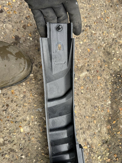 JAGUAR F-PACE X761 2016 REAR RIGHT BUMPER BRACKET MOUNT SUPPORT HK83-17A881-AD