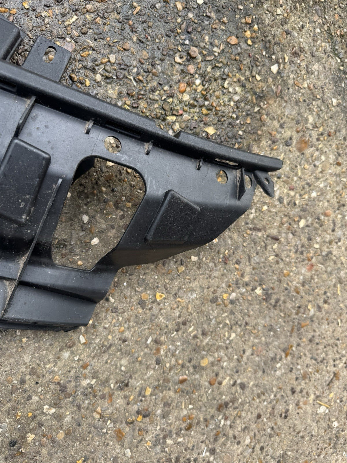 FORD KUGA BUMPER BRACKET FRONT CENTRE LV4B-17E778-V MK3 2019 - 2025