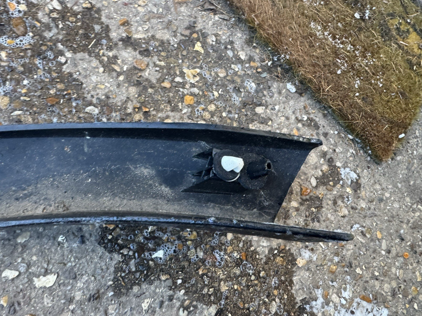 JAGUAR E-PACE 2.0 MK1 2017-2020 Plastic Arch Trim Rear Left Side J9C3-290E23-B