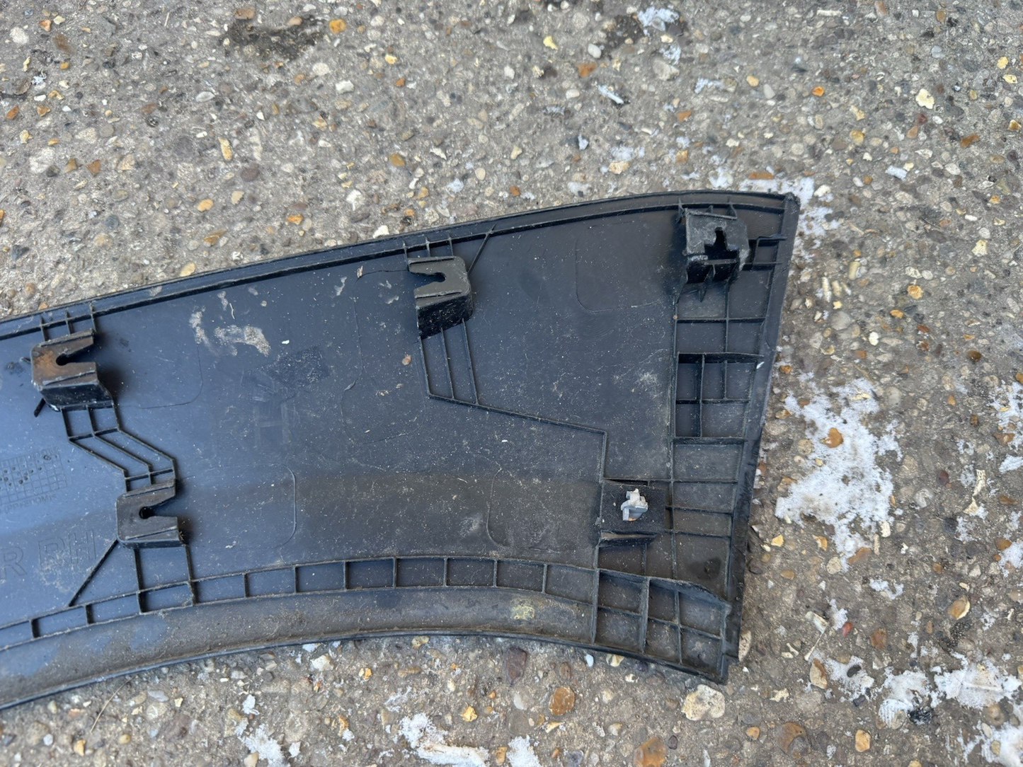 Hyundai Kona 2017 - 2023 Offside Driver Rear Wheel Arch Trim 87742J9000