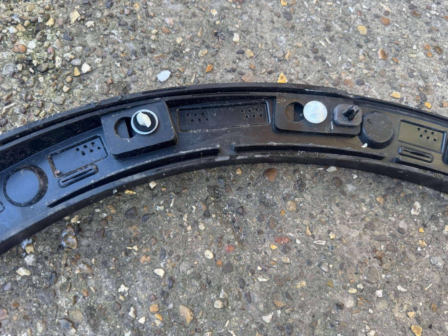 VOLVO XC40 WHEEL ARCH TRIM REAR RIGHT DRIVER SIDE 31448329 2021