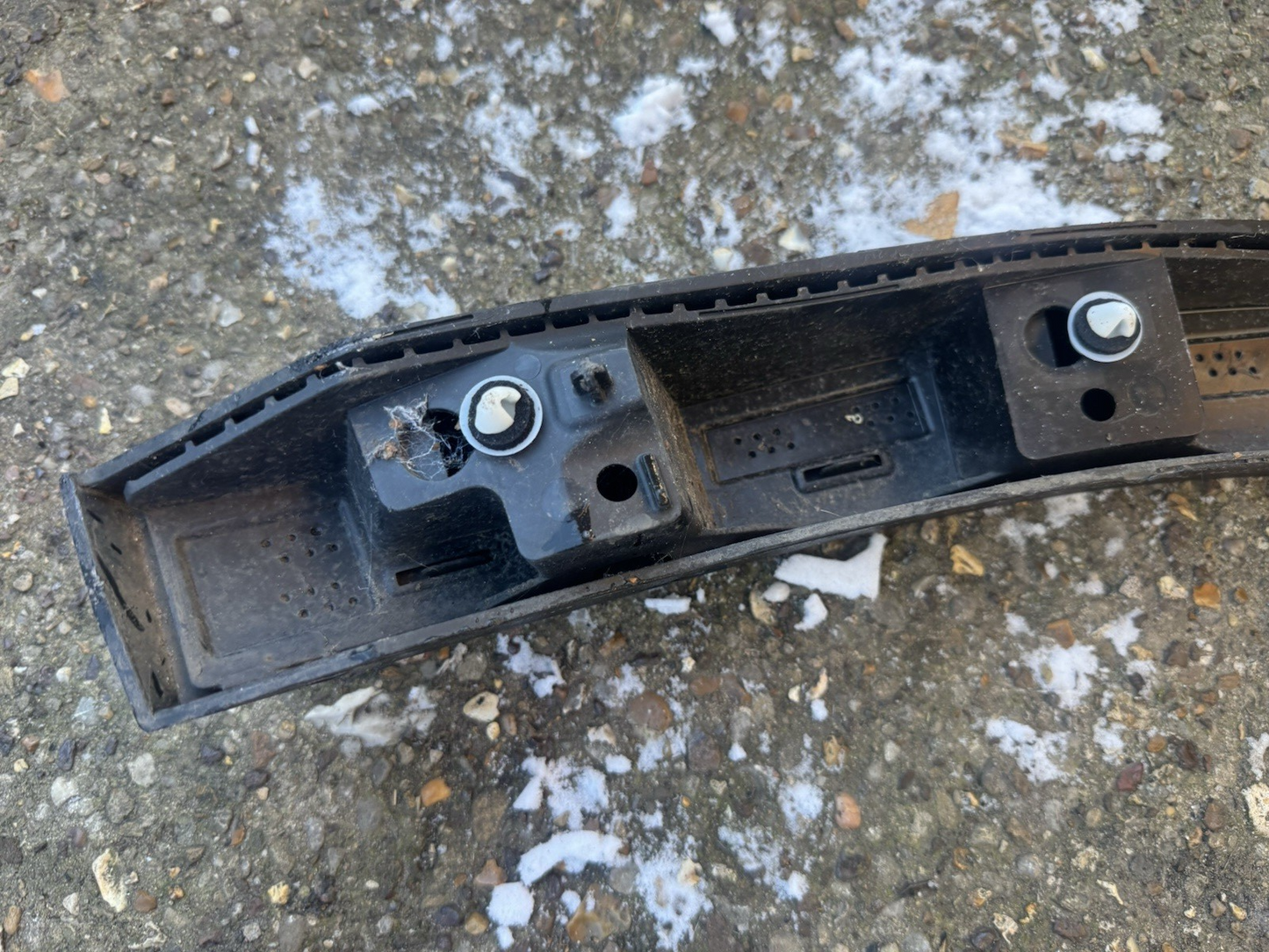 VOLVO XC40 WHEEL ARCH TRIM REAR RIGHT DRIVER SIDE 31448329 2021