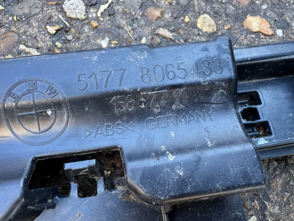 Left Rear Center Side Skirt Mount BMW M2 F87 3.0 M2/M2 Competition 51778065433