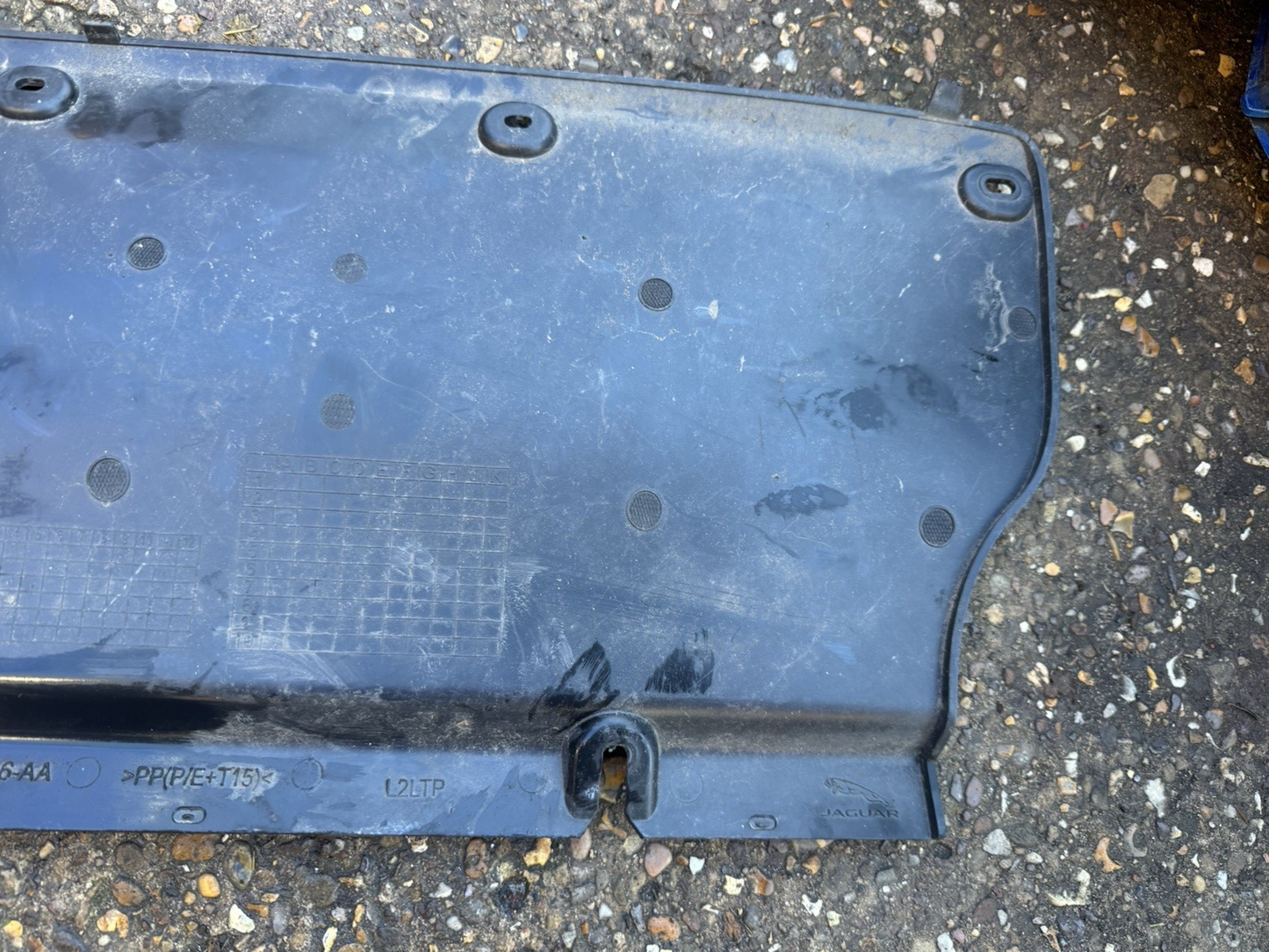 GENUINE JAGUAR F PACE X761 REAR BUMPER TOW BAR COVER MK83-17F846-AA 2020 ON