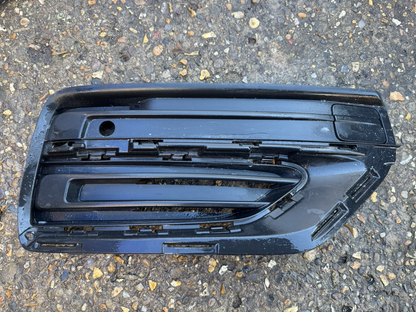 trim Grille Bumper Front Right Side VOLVO XC90 31663843