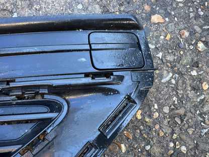 trim Grille Bumper Front Right Side VOLVO XC90 31663843