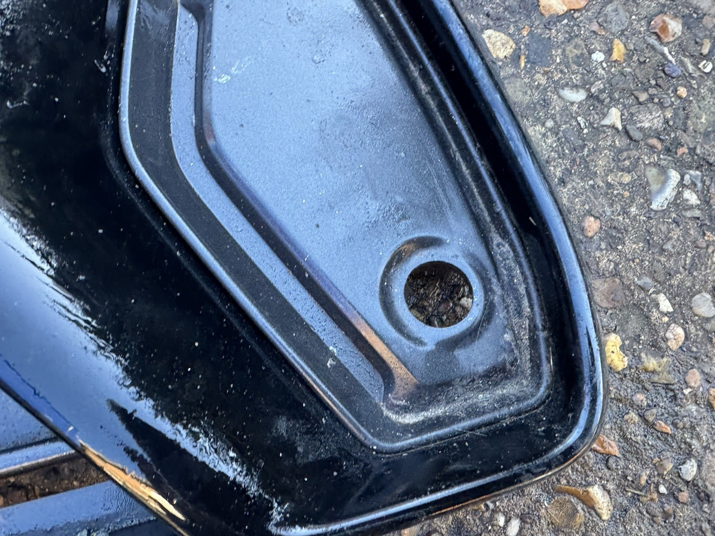 VOLVO XC90 R‑DESIGN 2015–2024 LEFT FRONT BUMPER FOGLIGHT GRILLE 31383839#S179-03