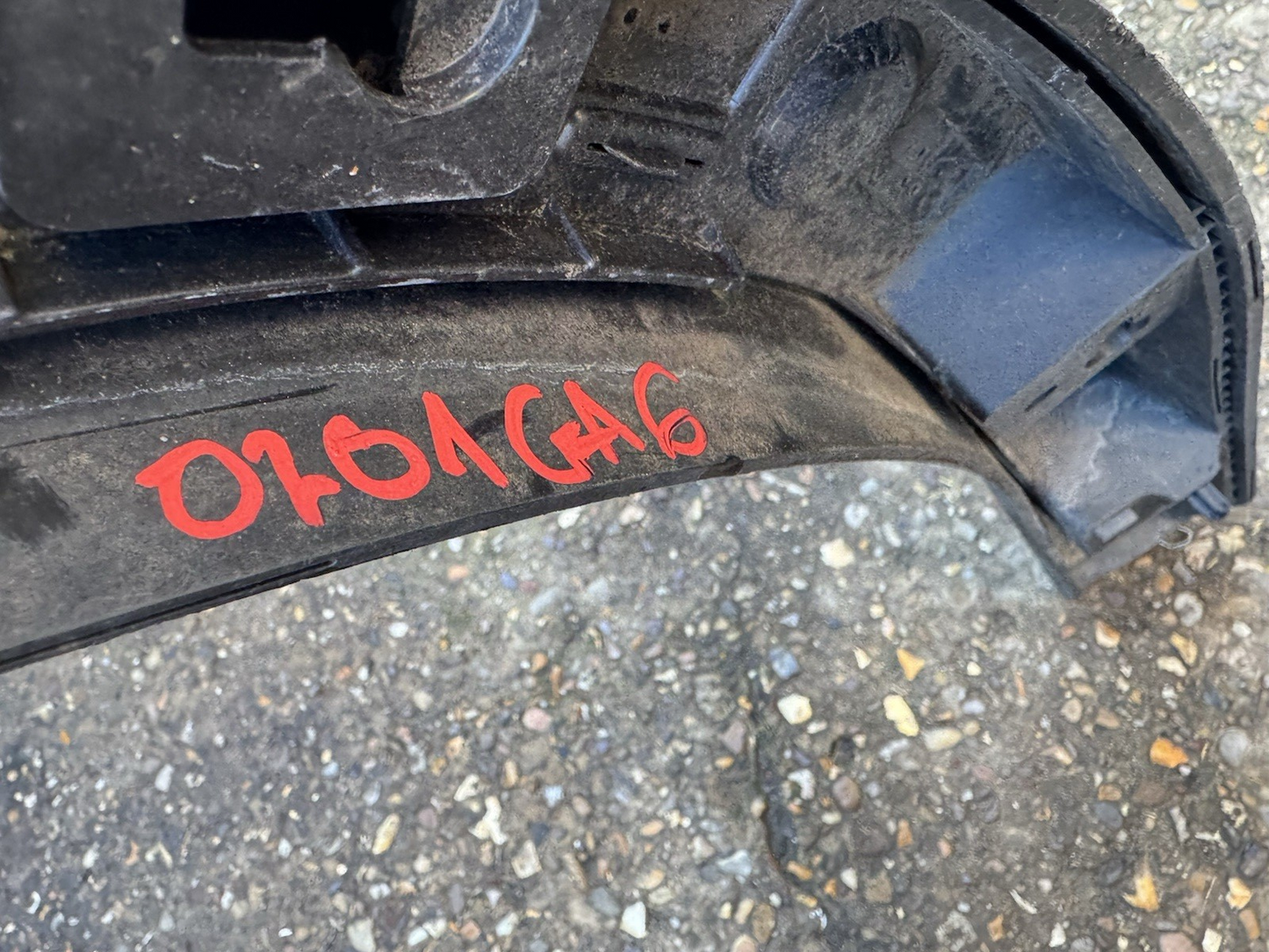 VOLVO XC40 WHEEL ARCH TRIM REAR LEFT PASSENGER SIDE 2020 31448328