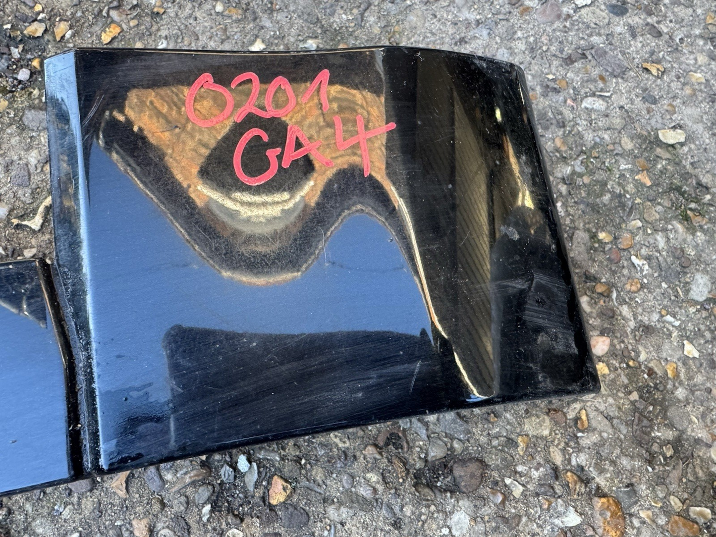 AUDI Q8 S LINE 2018-ON FRONT LEFT WHEEL ARCH MOLDING TRIM 4M8853717B #W697