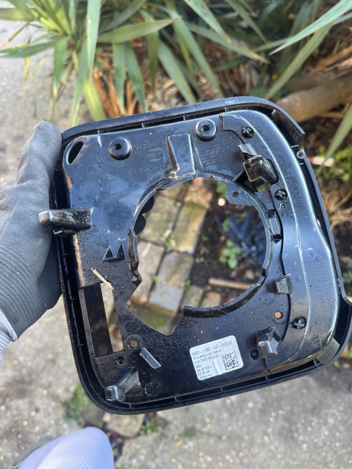 LAND ROVER DEFENDER L663 Right outside Mirror Frame 9501-007, 9501-001 2024on