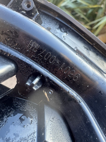 LAND ROVER DEFENDER L663 Right outside Mirror Frame 9501-007, 9501-001 2024on