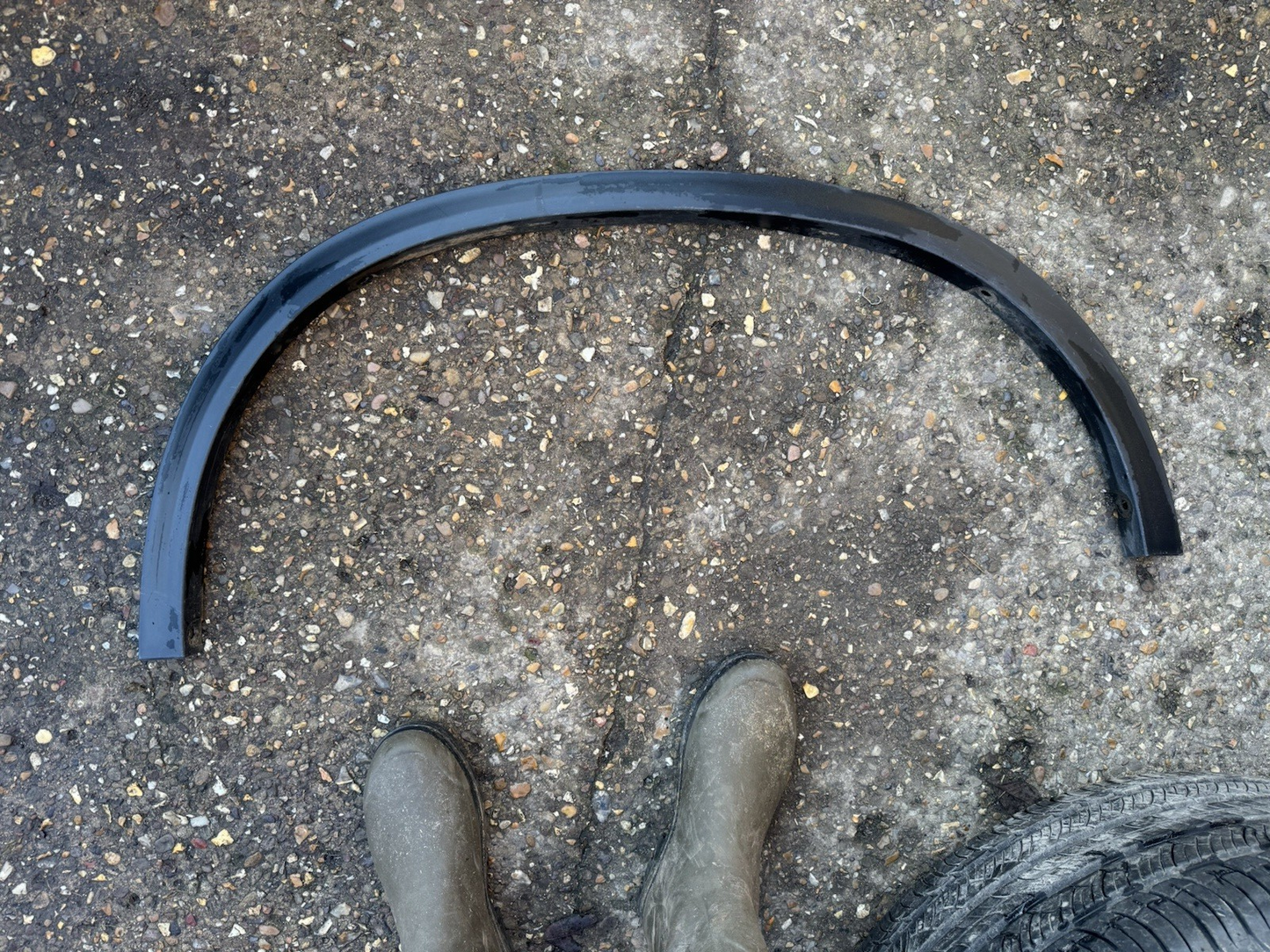 Ssangyong rexton 17-20 fender trim front right 79520-36000