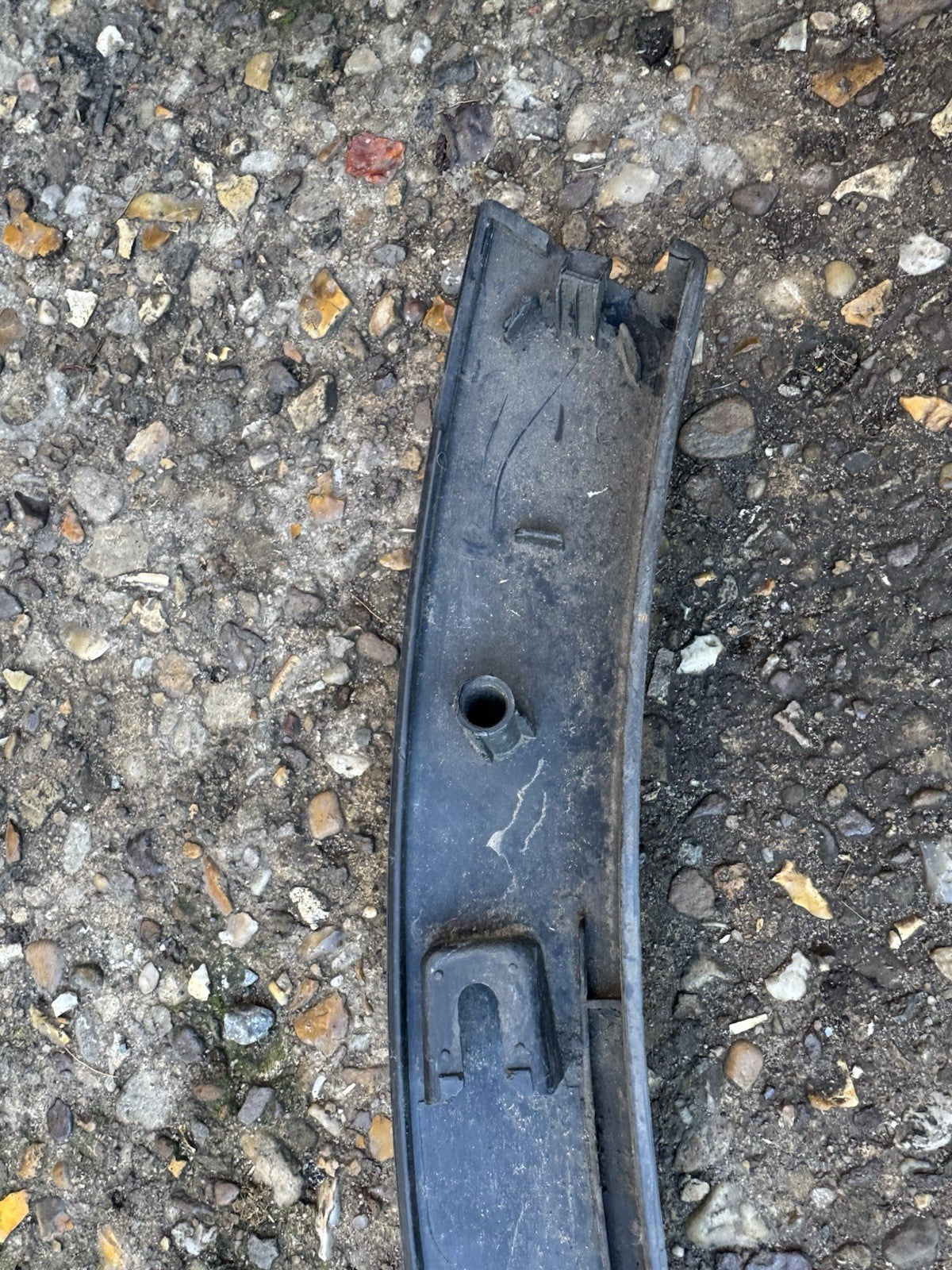 LAND ROVER EVOQUE L538 2016 WHEEL ARCH TRIM MOULDING FRONT LEFT BJ32-16A075-AC