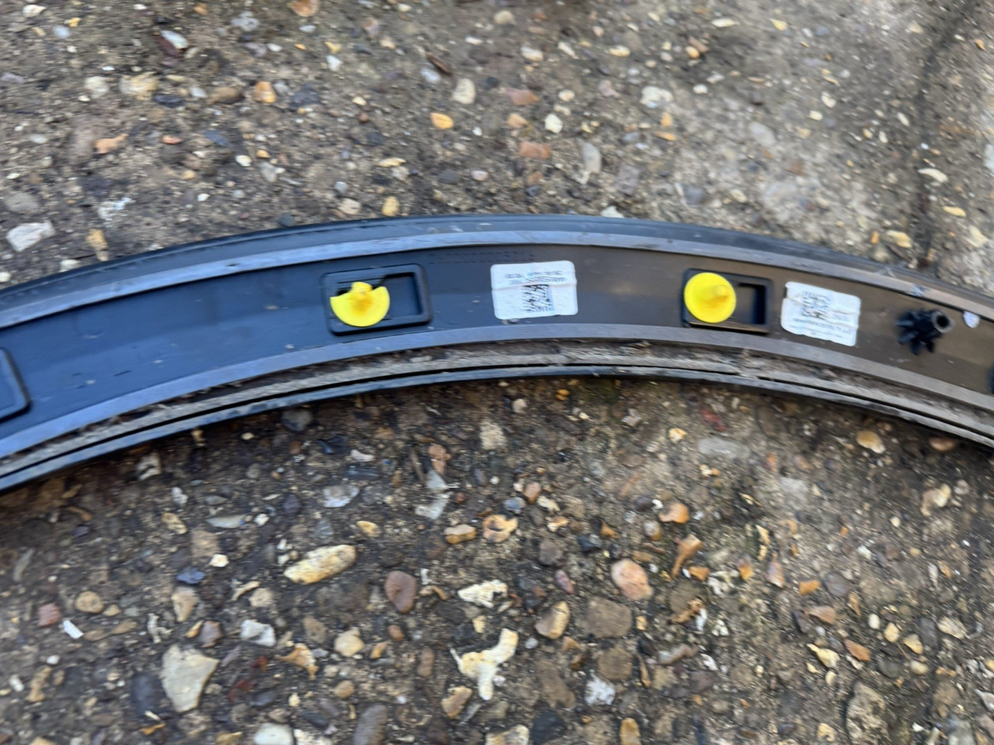 AUDI Q8 S LINE 2018-ON FRONT LEFT WHEEL ARCH MOLDING TRIM 4M8853717B #W697