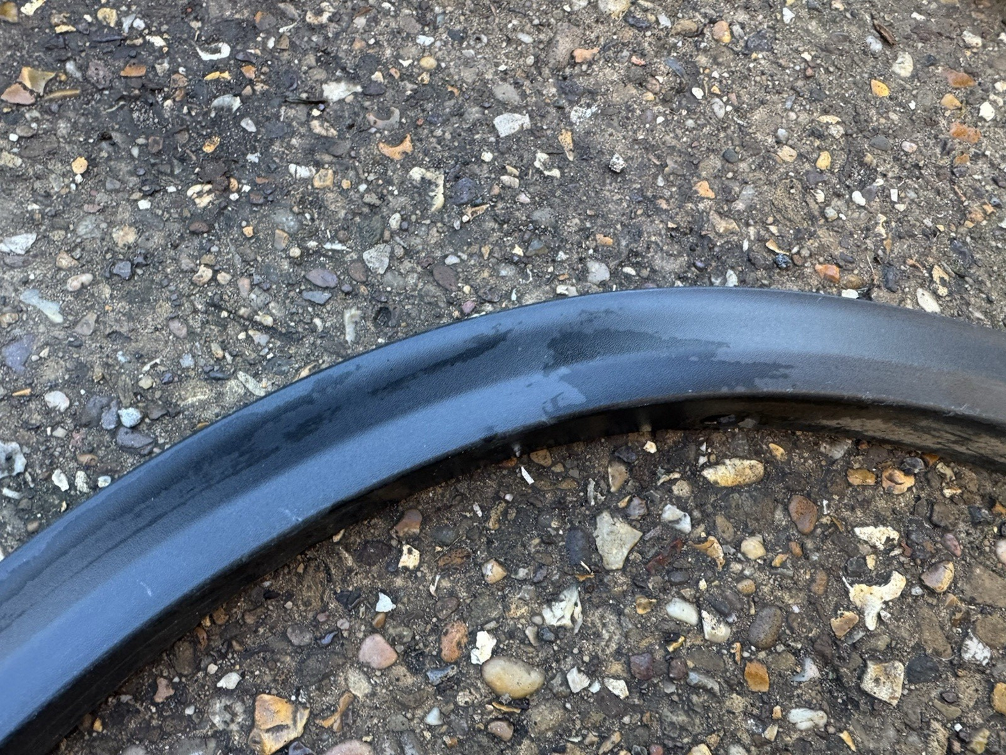 Ssangyong rexton 17-20 fender trim front right 79520-36000