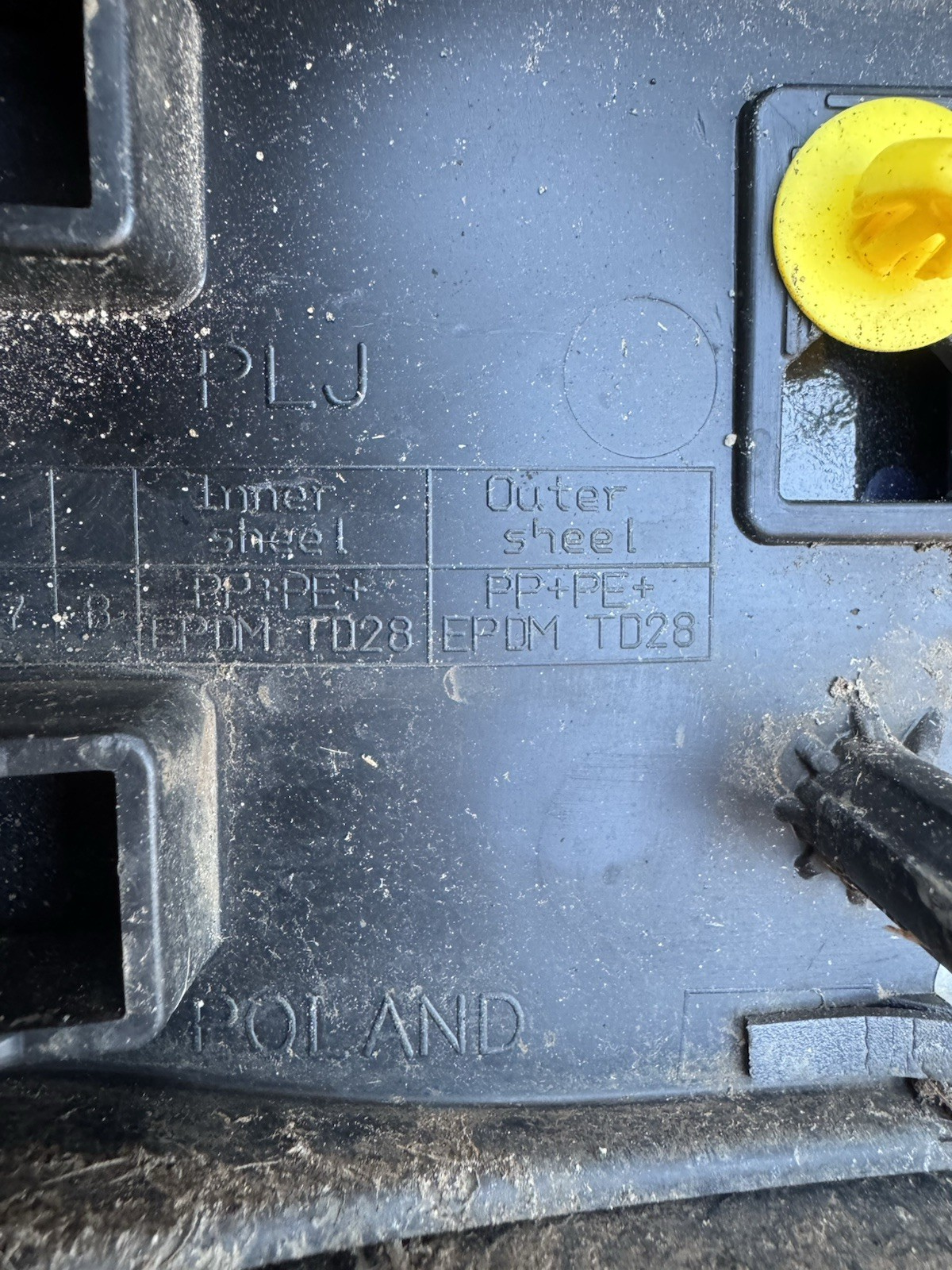 AUDI Q8 S LINE 2018-ON FRONT LEFT WHEEL ARCH MOLDING TRIM 4M8853717B #W697