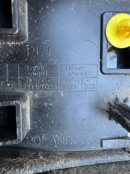 AUDI Q8 S LINE 2018-ON FRONT LEFT WHEEL ARCH MOLDING TRIM 4M8853717B #W697