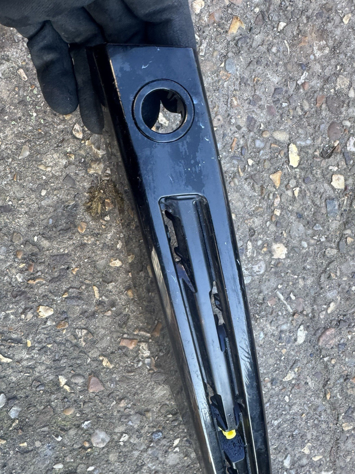 GENUINE RANGE ROVER SPORT L461 FRONT BUMPER LEFT TRIM N9X2-8143-A