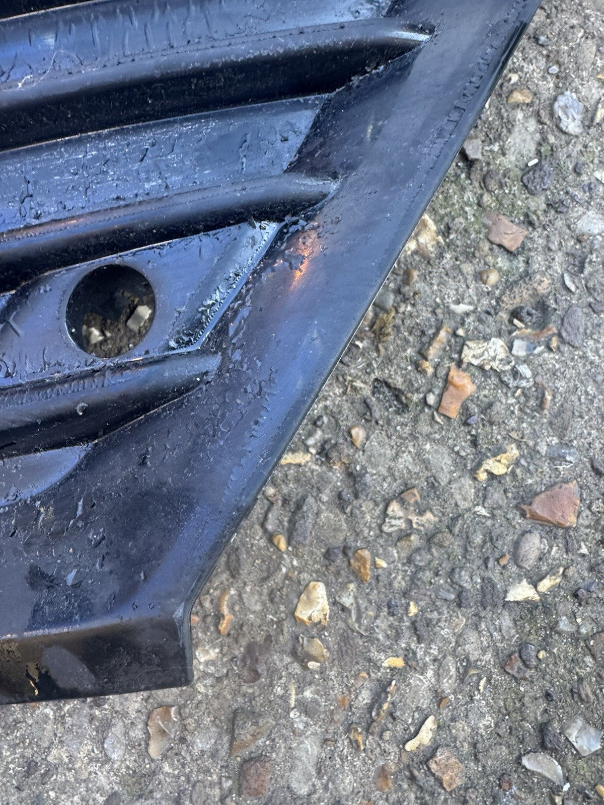 VOLVO XC60 MK2 BUMPER GRILL GRILLE FRON RIGHT DRIVER SIDE 32234962 2020on