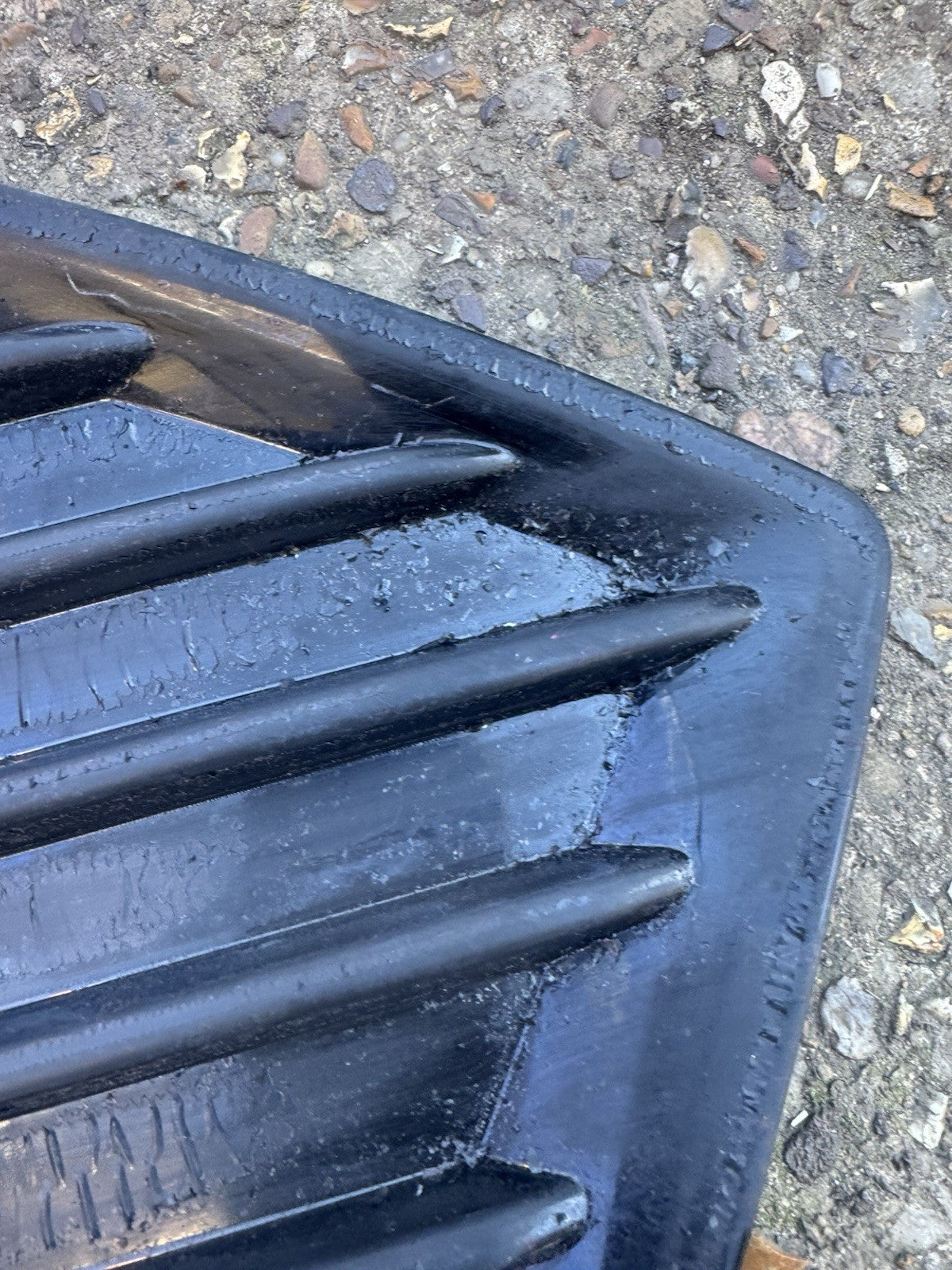 VOLVO XC60 MK2 BUMPER GRILL GRILLE FRON RIGHT DRIVER SIDE 32234962 2020on