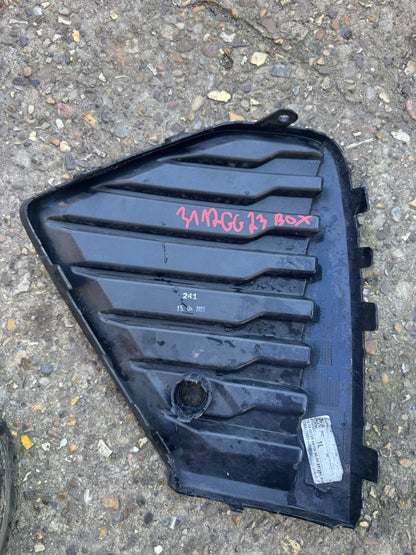 VOLVO XC60 MK2 BUMPER GRILL GRILLE FRON RIGHT DRIVER SIDE 32234962 2020on