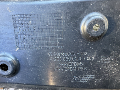 Mercedes GLC Fender Seal Left a2538890025 X253 2017 16880296