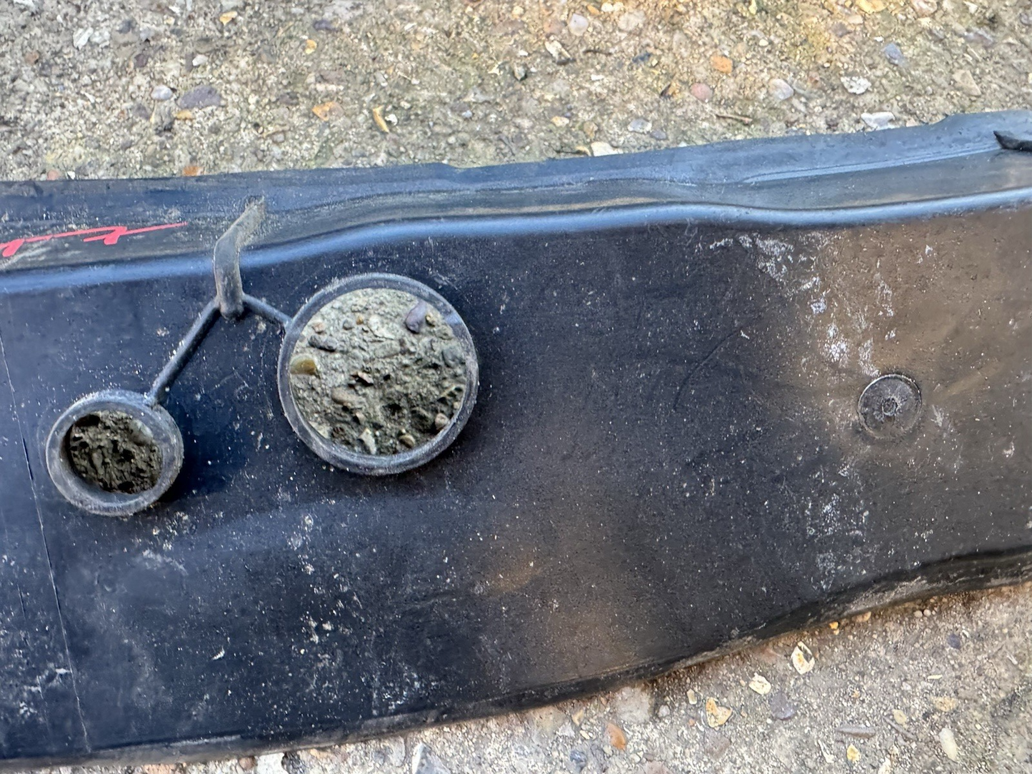 Mercedes GLC Fender Seal Left a2538890025 X253 2017 16880296