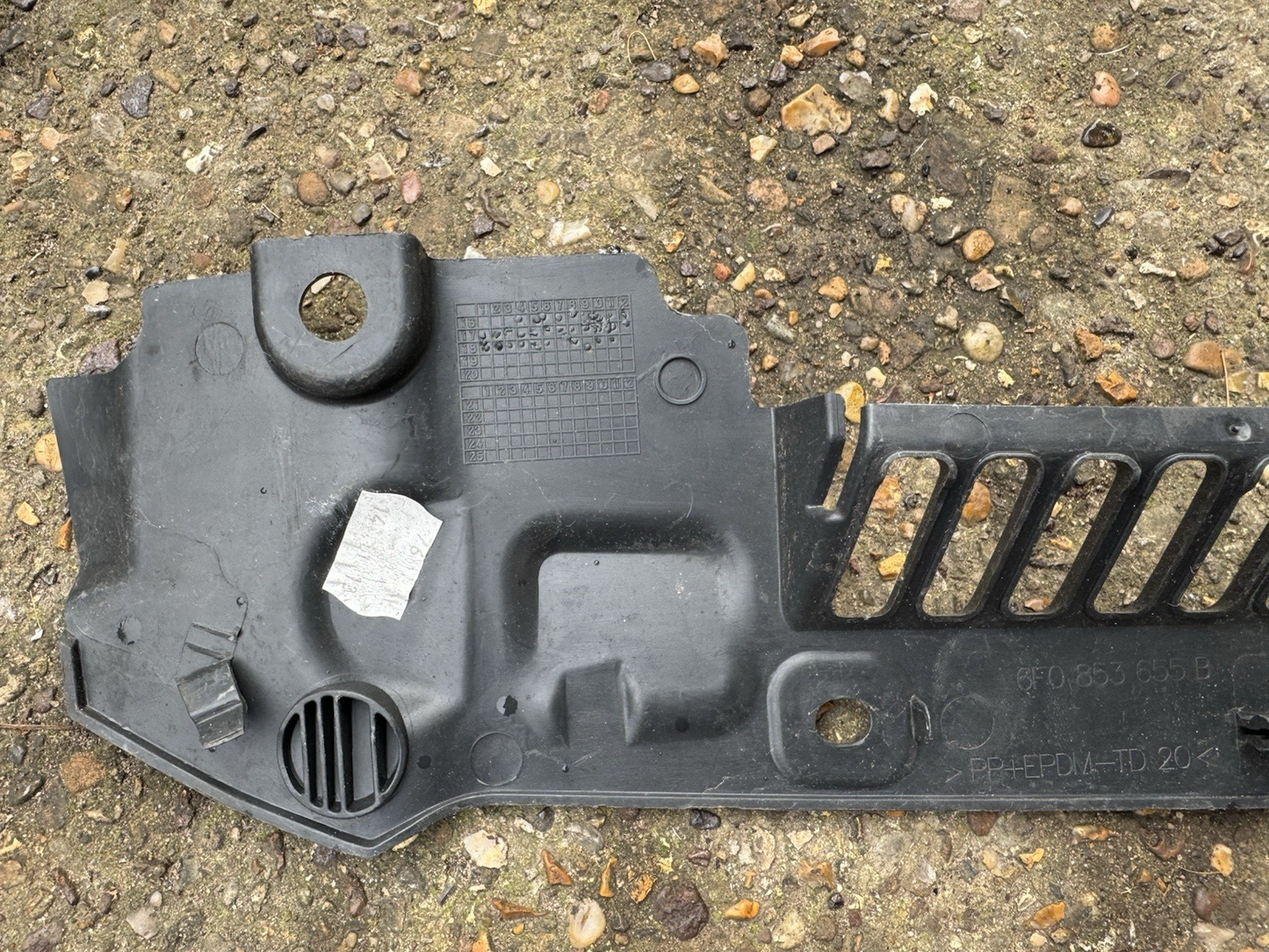 GENUINE Seat Ibiza 2017-2023 Front BumperGrille UpperBonnet LockCover 6F0853655B