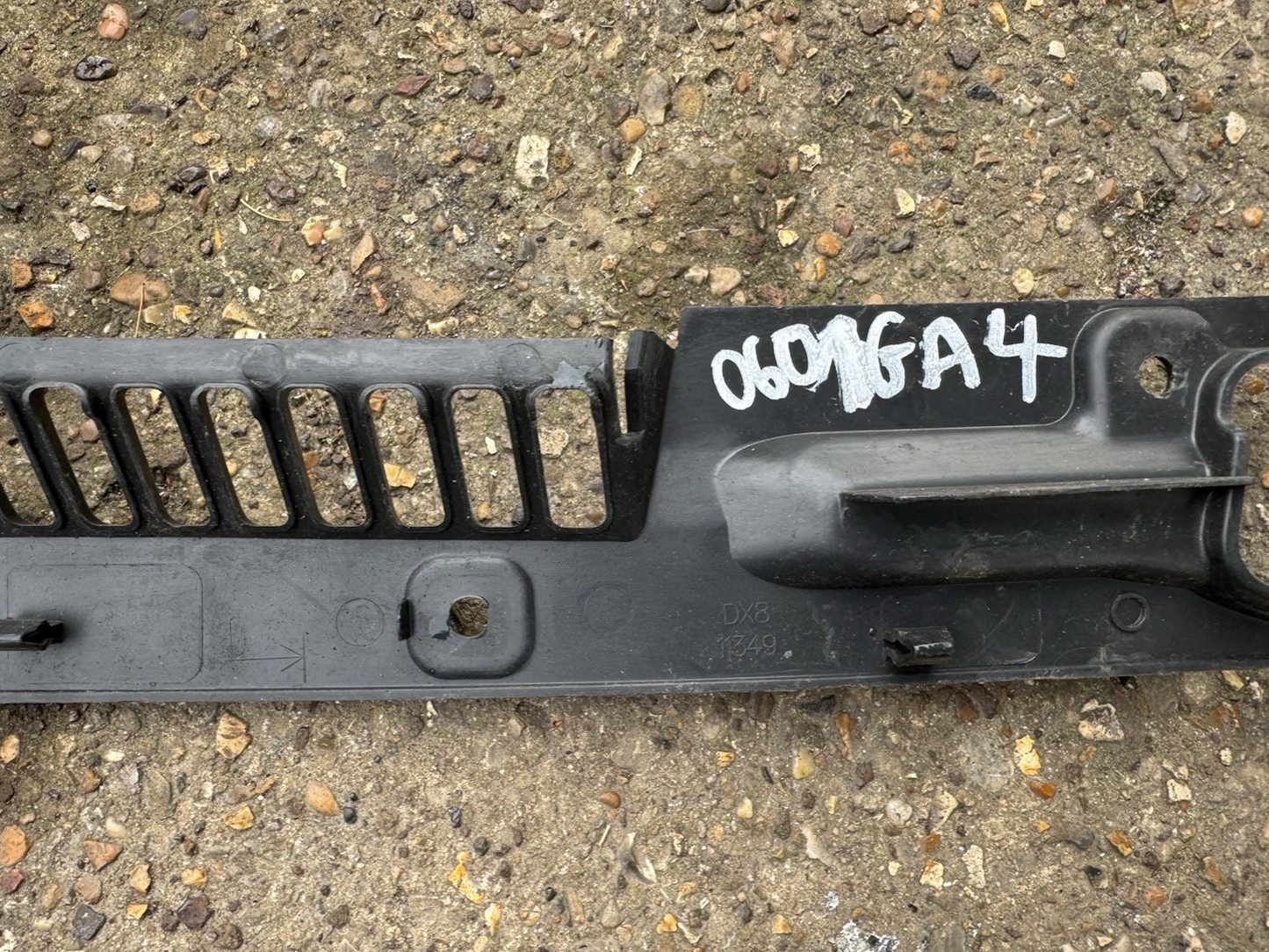 GENUINE Seat Ibiza 2017-2023 Front BumperGrille UpperBonnet LockCover 6F0853655B