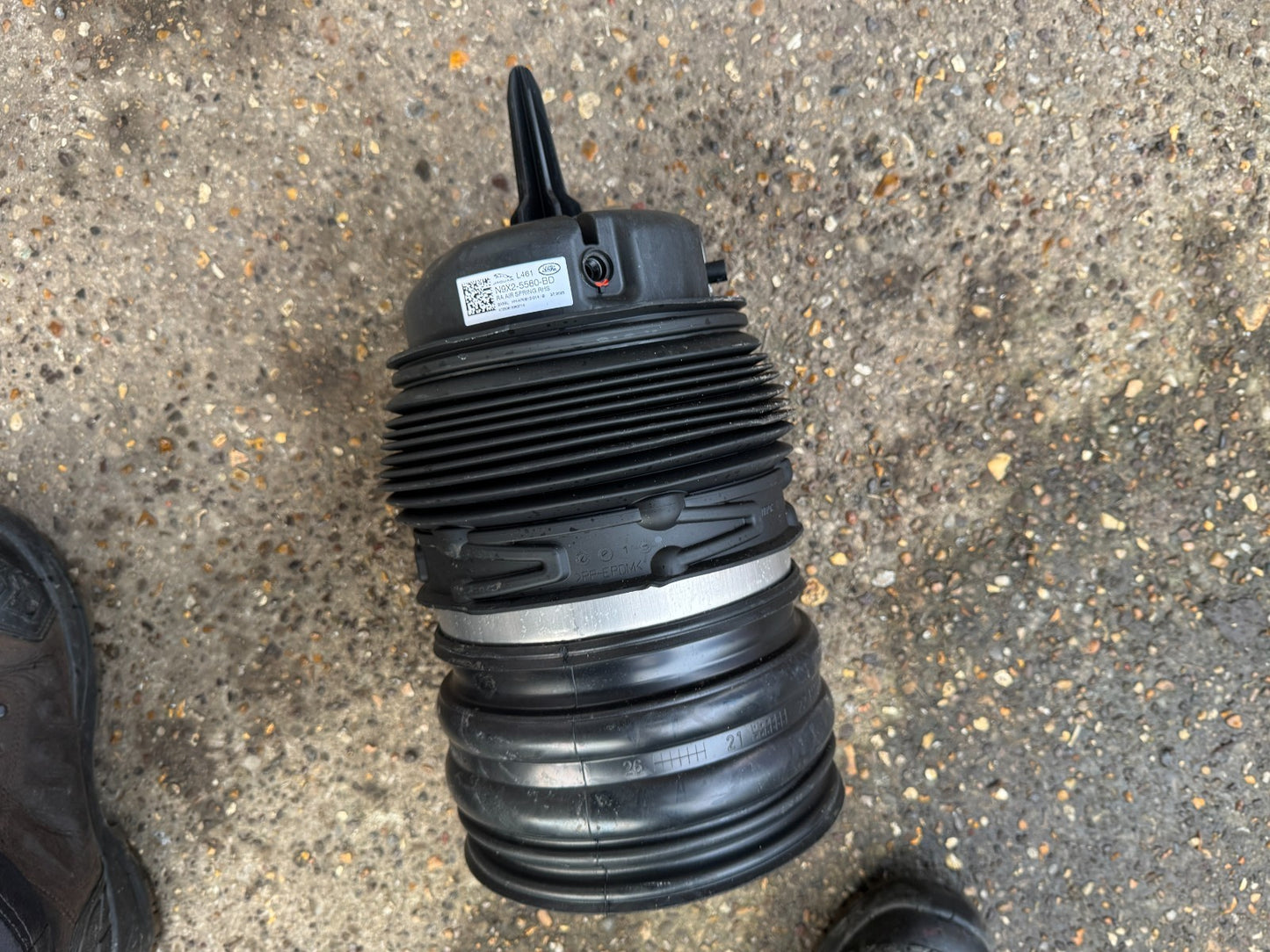 2025 LR RANGE ROVER SPORT L461 Rear Right Air Suspension Spring Bag N9X2-5580-BD