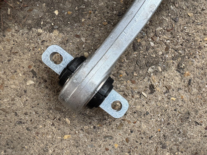 2025 Rear Right Control Arm LR RR SPORT L461 M9R3-5B551