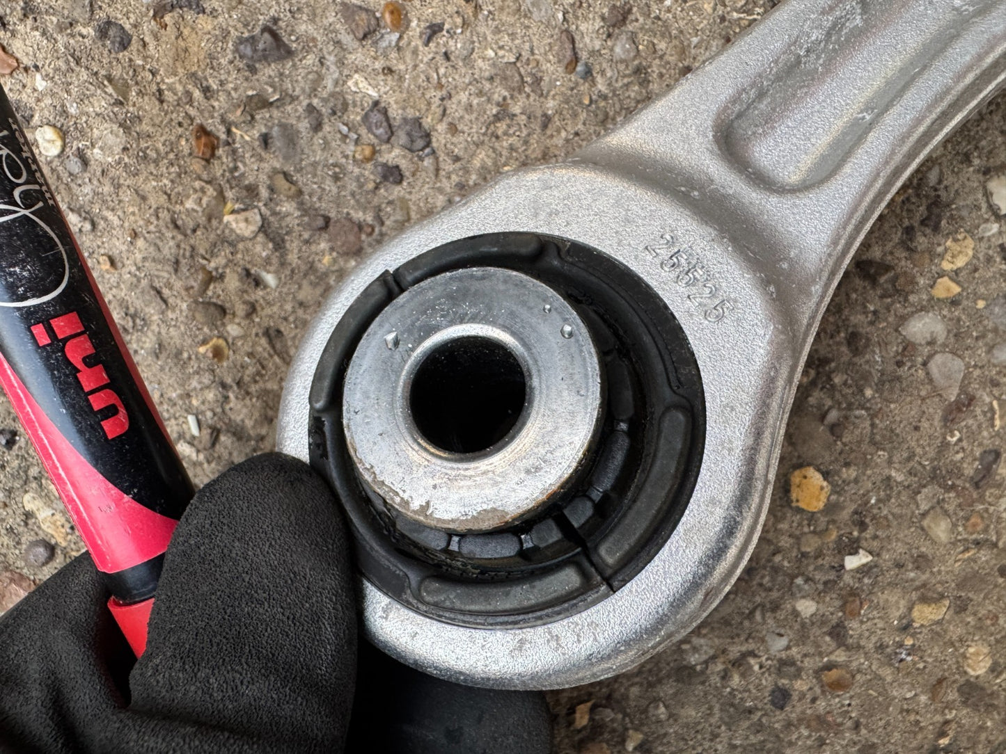 2025 Rear Right Control Arm LR RR SPORT L461 M9R3-5B551