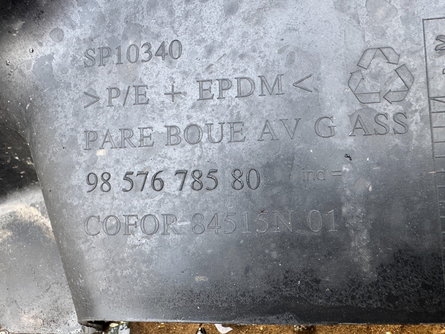 OEM PEUGEOT EXPERT CITROEN DISPATCH 16-  FRONT LEFT LH SIDE WHEEL ARCH LINER