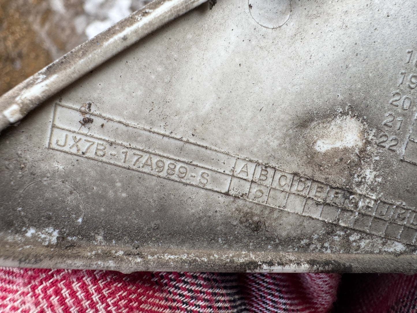 FORD FOCUS ST LINE FRONT BUMPER TOW EYE COVER JX7B-17A989-S Blue 2018-2022