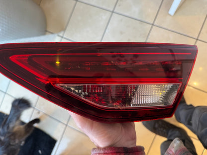 2015 SEAT/CUPRA LEON  1.6TDI(2013-2020) RIGHT INNER TAILLIGHT 5F0 945 307 H