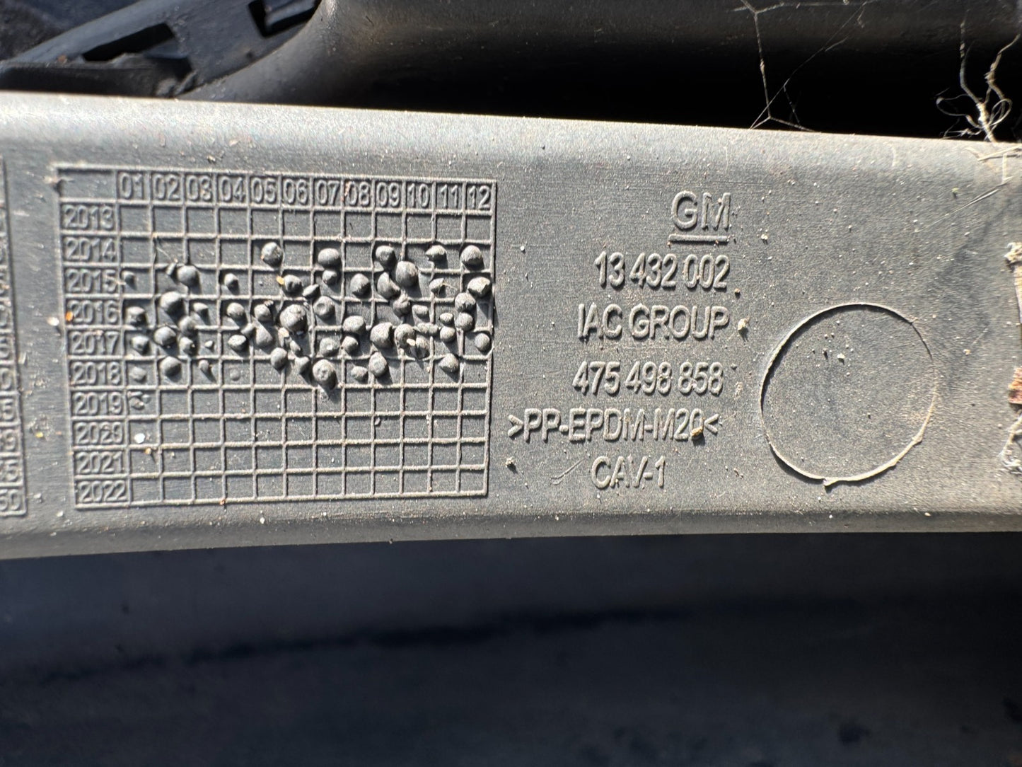 VAUXHALL CORSA E FRONT BUMPER & TRIM 2014 onward GENUINE 13432002 Damaged