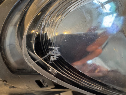 Vauxhall Combo E MK5 2018 RIGHT O/S Headlamp 9816823780 DAMAGED