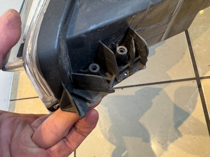 Vauxhall Combo E MK5 2018 RIGHT O/S Headlamp 9816823780 DAMAGED