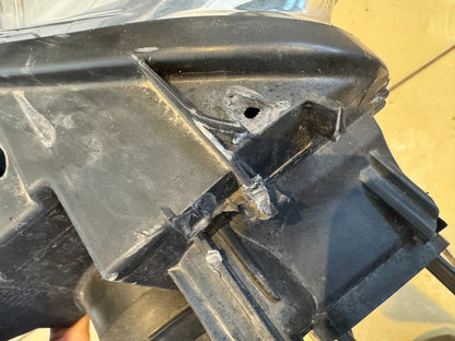 Vauxhall Combo E MK5 2018 RIGHT O/S Headlamp 9816823780 DAMAGED