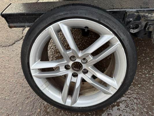 2013 AUDI A1 ALLOY WHEEL WITH TYRE 215 40 17 8X0601025AP