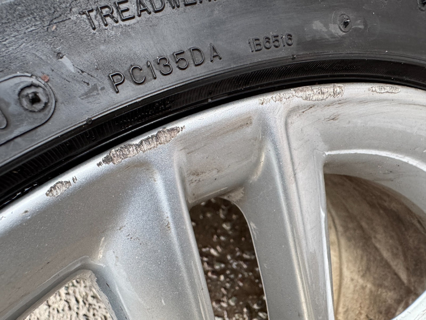 2013 AUDI A1 ALLOY WHEEL WITH TYRE 215 40 17 8X0601025AP