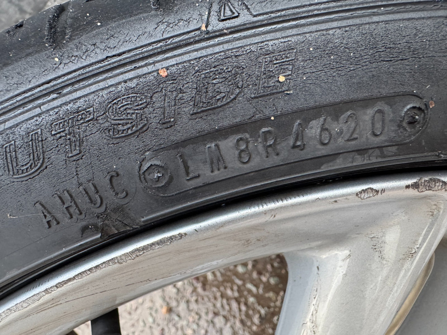 2013 AUDI A1 ALLOY WHEEL WITH TYRE 215 40 17 8X0601025AP